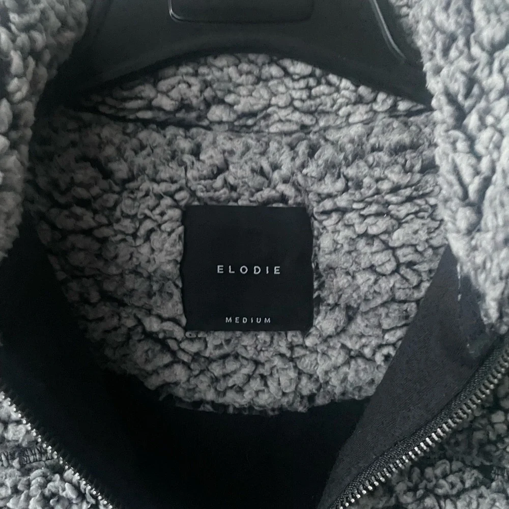 Elodie Charcoal Teddy Jacket - Picture 2 of 8